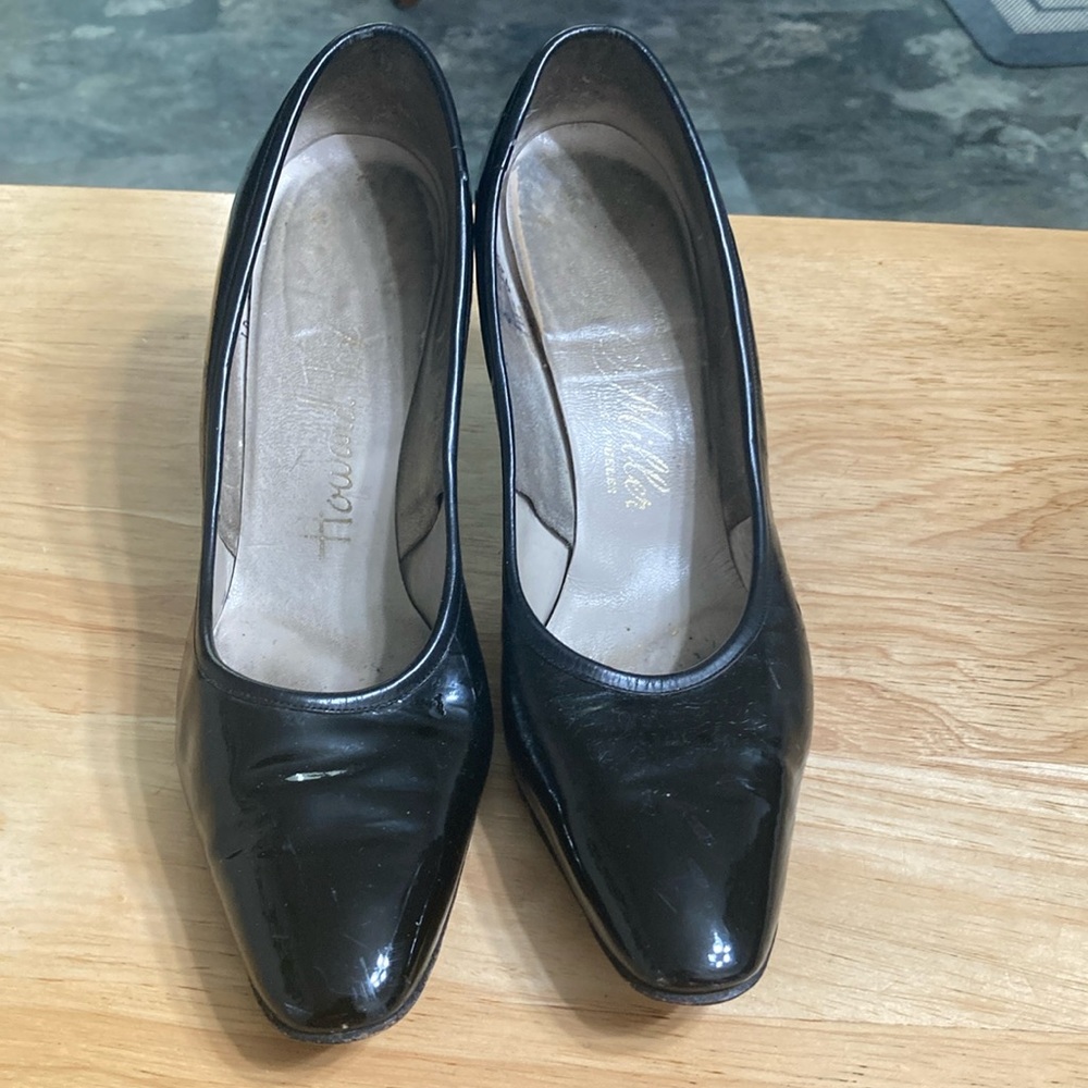 Howard Fox Black Patent Leather Heels-size 6AAA